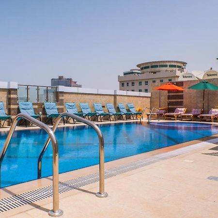 Crystal Plaza Al Majaz Hotel Sharjah Exterior foto
