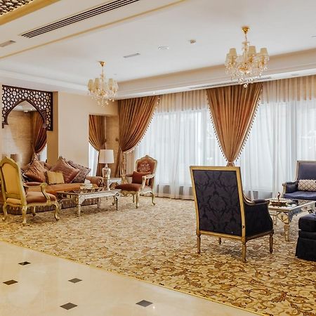 Crystal Plaza Al Majaz Hotel Sharjah Exterior foto